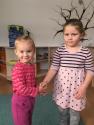 oslavujeme narodeniny, meniny, lebo sa máme radi : oslavujeme narodeniny, meniny, lebo sa máme radi :